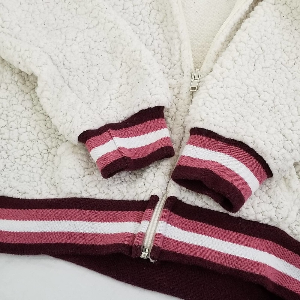 Girls Love Jacket - Picture 3 of 5